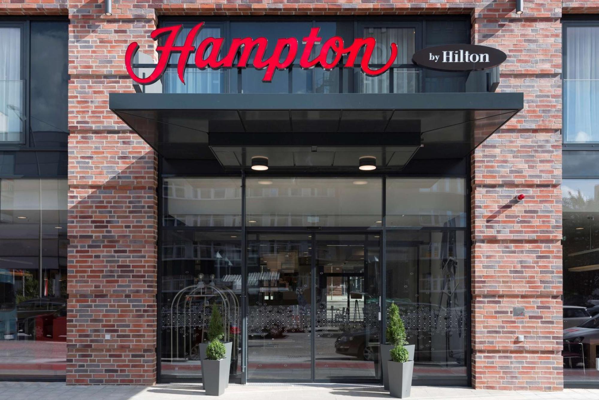Hampton By Hilton Hamburg City Centre Экстерьер фото
